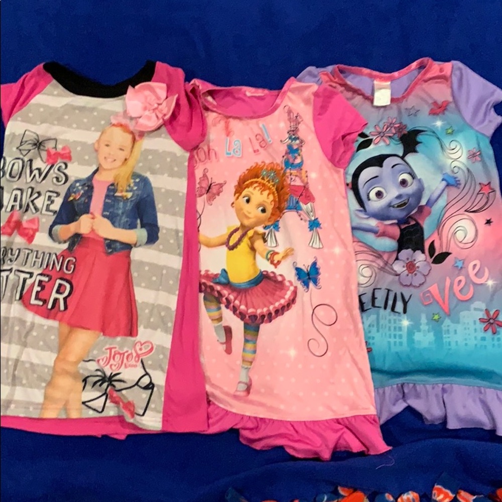 Girls nightgown. Set of 3.